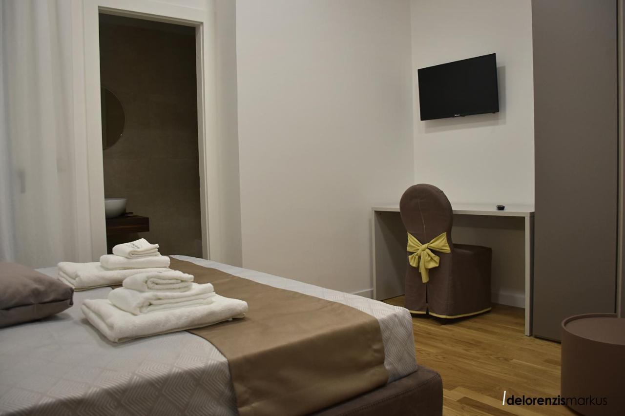 Les 3 Chambres Lecce Zewnętrze zdjęcie