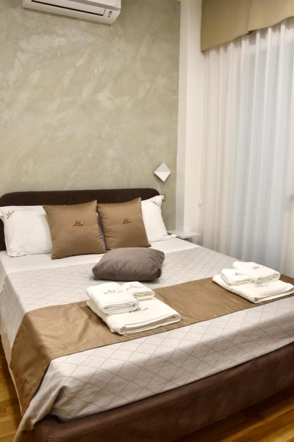 Les 3 Chambres Lecce Zewnętrze zdjęcie